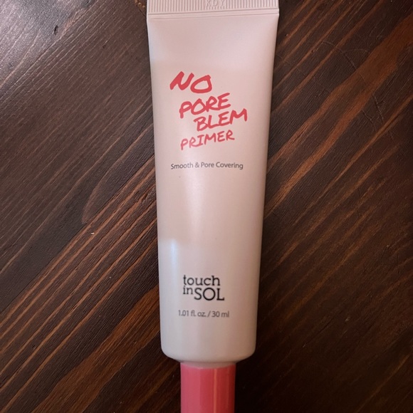 Touch in SOL No Poreplem Primer - Picture 2 of 2